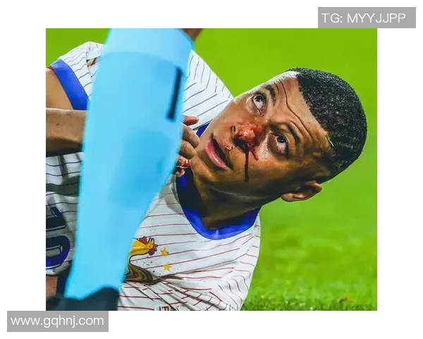 姆巴佩成为欧洲杯上最耀眼的新星,创造多项纪录 姆巴佩成为欧洲杯上最耀眼的新星,创造多项纪录