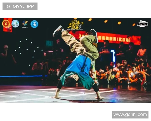 霹雳舞积分赛激烈角逐各路高手争夺荣耀与积分榜首位置 霹雳舞积分赛激烈角逐各路高手争夺荣耀与积分榜首位置